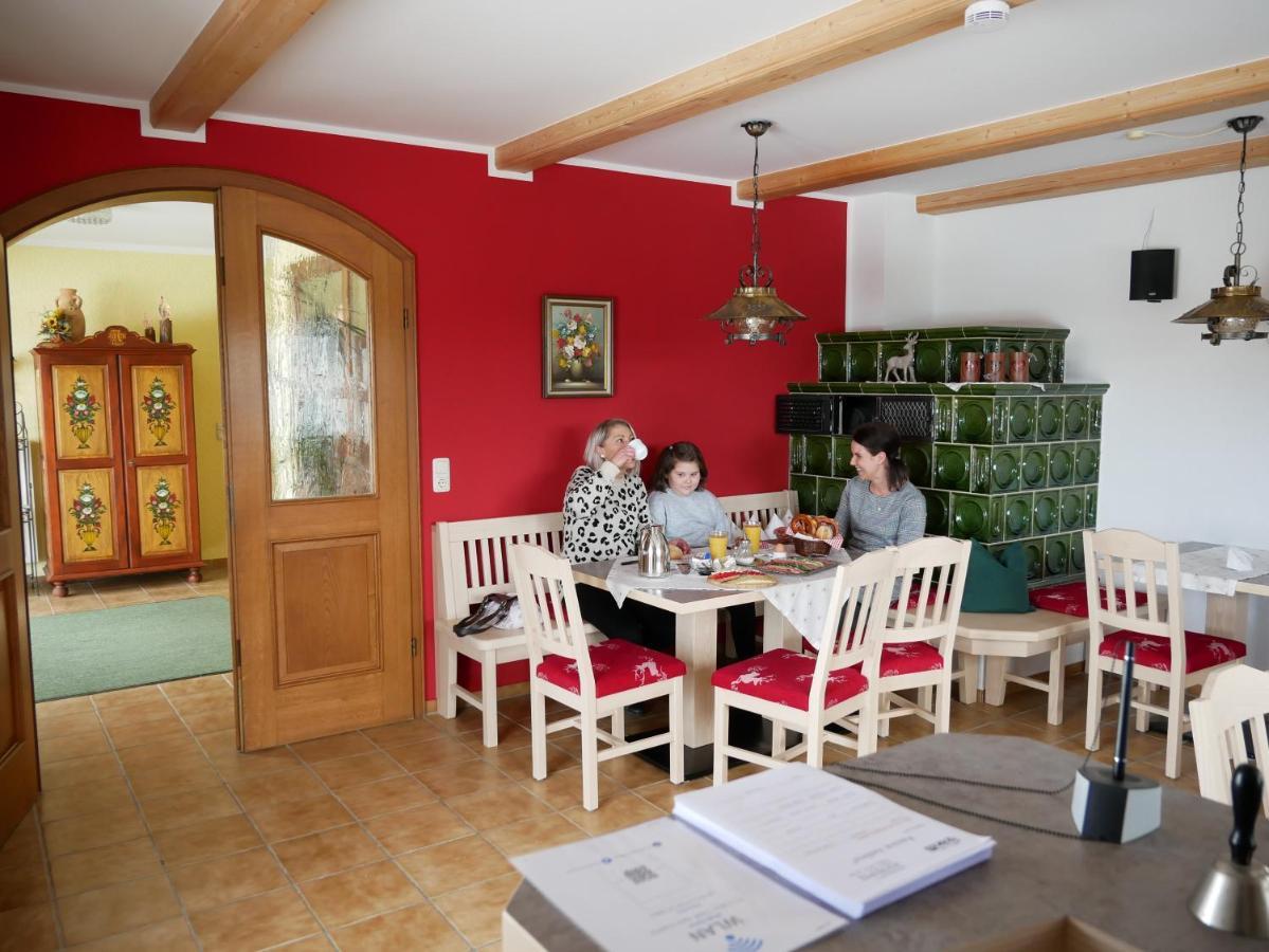 Pension Ambros Buchlberg Exterior photo